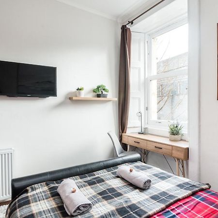 City Centre Stylish Apartment At The Meadows Park Edinburg Exteriör bild