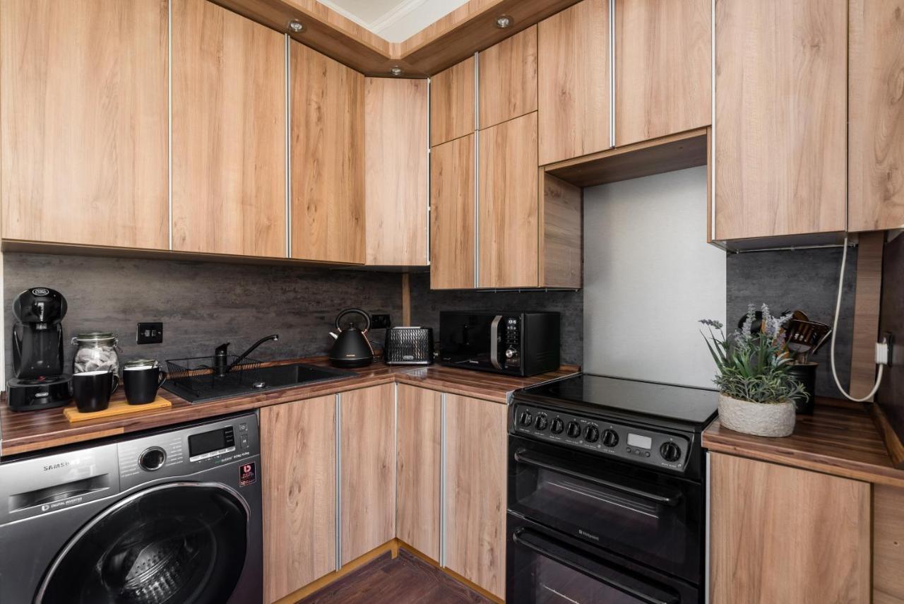 City Centre Stylish Apartment At The Meadows Park Edinburg Exteriör bild
